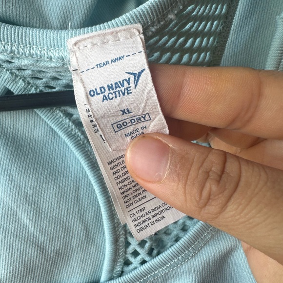 Old Navy Active Wear tank top and leggings bundle size, xl and large - Picture 4 of 9